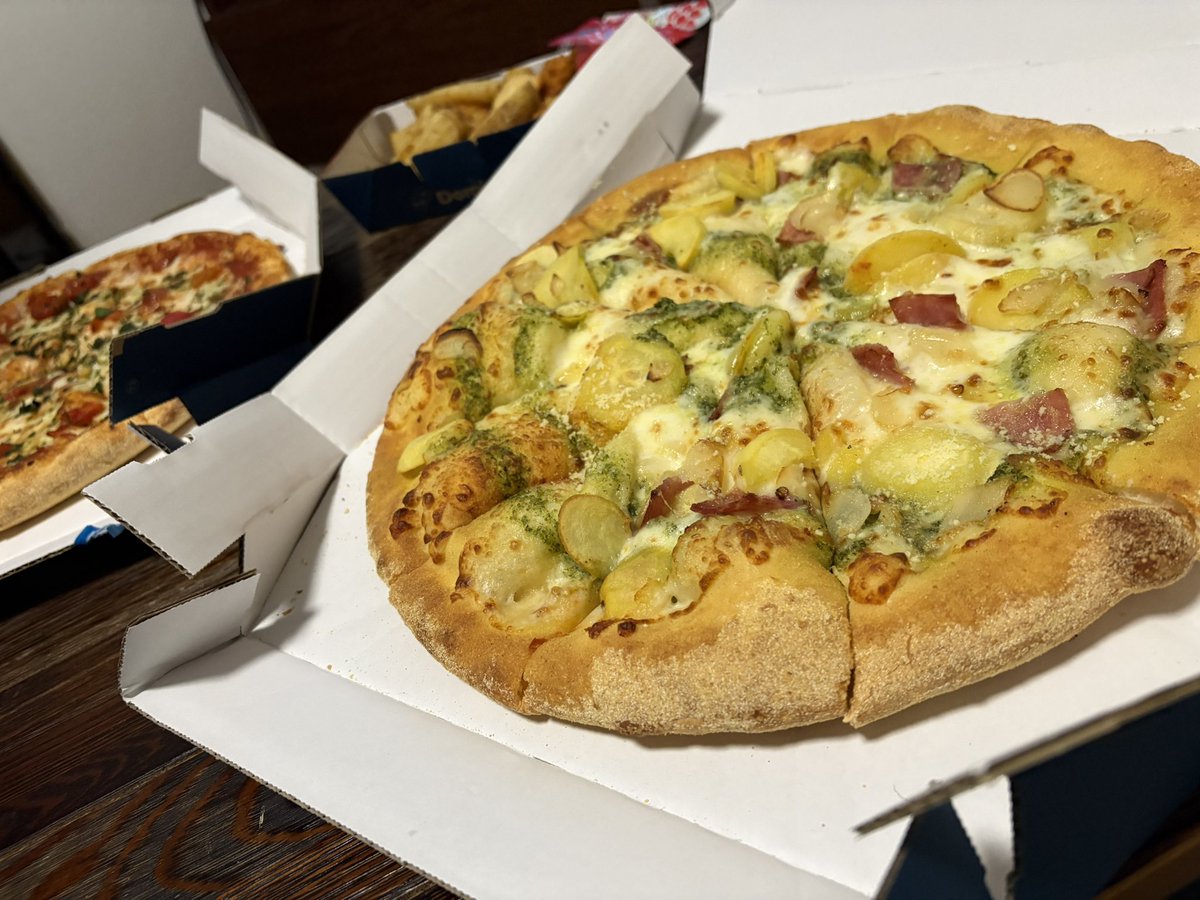 とさい tweet media