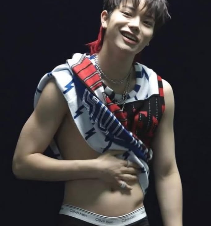 새깅woo진 tweet media