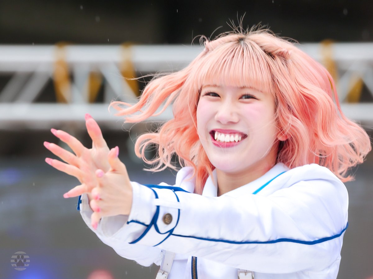 しんしん tweet media