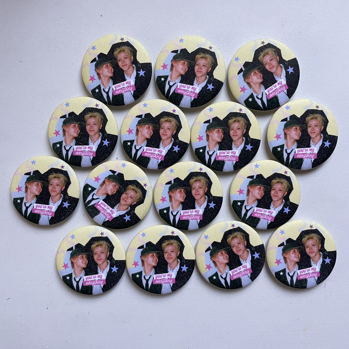 colleprints's tweet photo. wts lfb printing service ph

sample prints : #colleprintables
button pins 1.75in glitter
11 pesos each only

🏷 enhypen nct wish svt ahof bts skz bini txt exo sb19 lsf bnd twice ald1 illit riize aespa ateez treasure pulse on mingyu snickers blackpink cse kits freebies https://t.co/N0EfcuEFqx