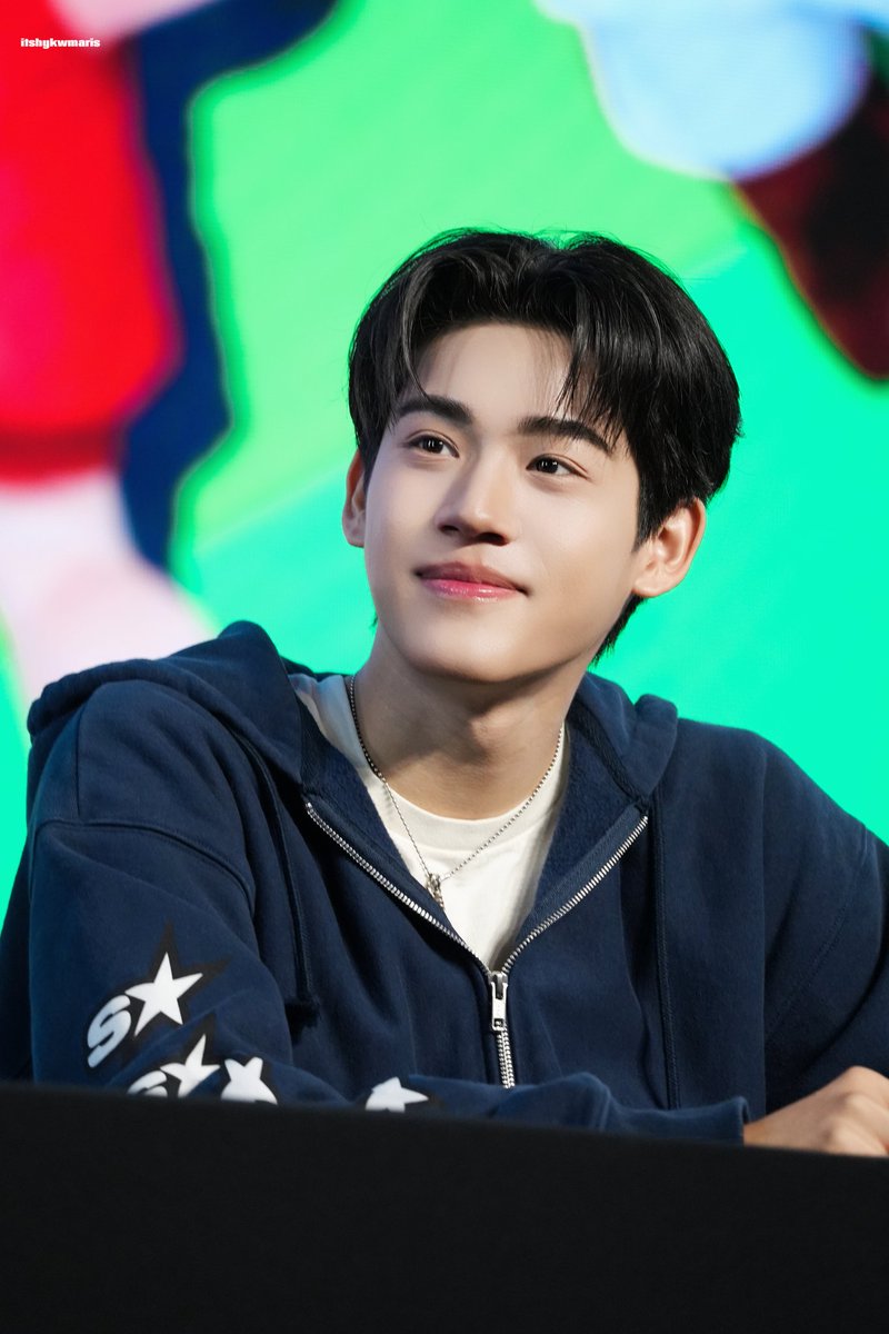 siramwkyhsti tweet media