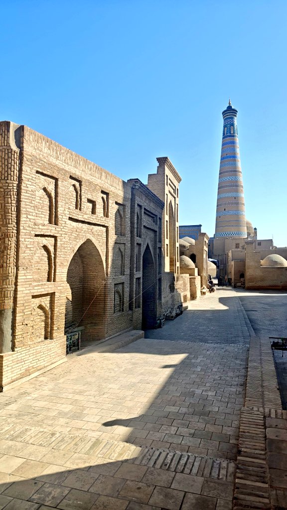 Ёмкость для вина tweet media