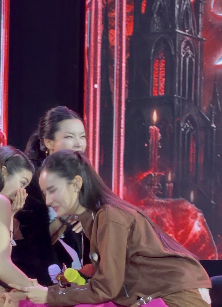 ateliersoluna's tweet photo. 🤭

#GinJay #ginnynatnicha #aangelinaass https://t.co/HPsf2cyPnn
