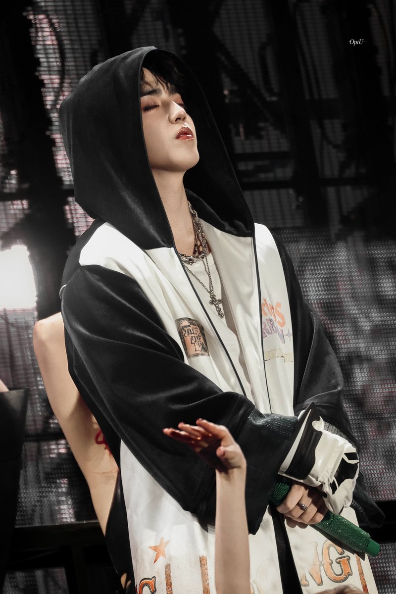 ·OptU·Scoups· tweet media