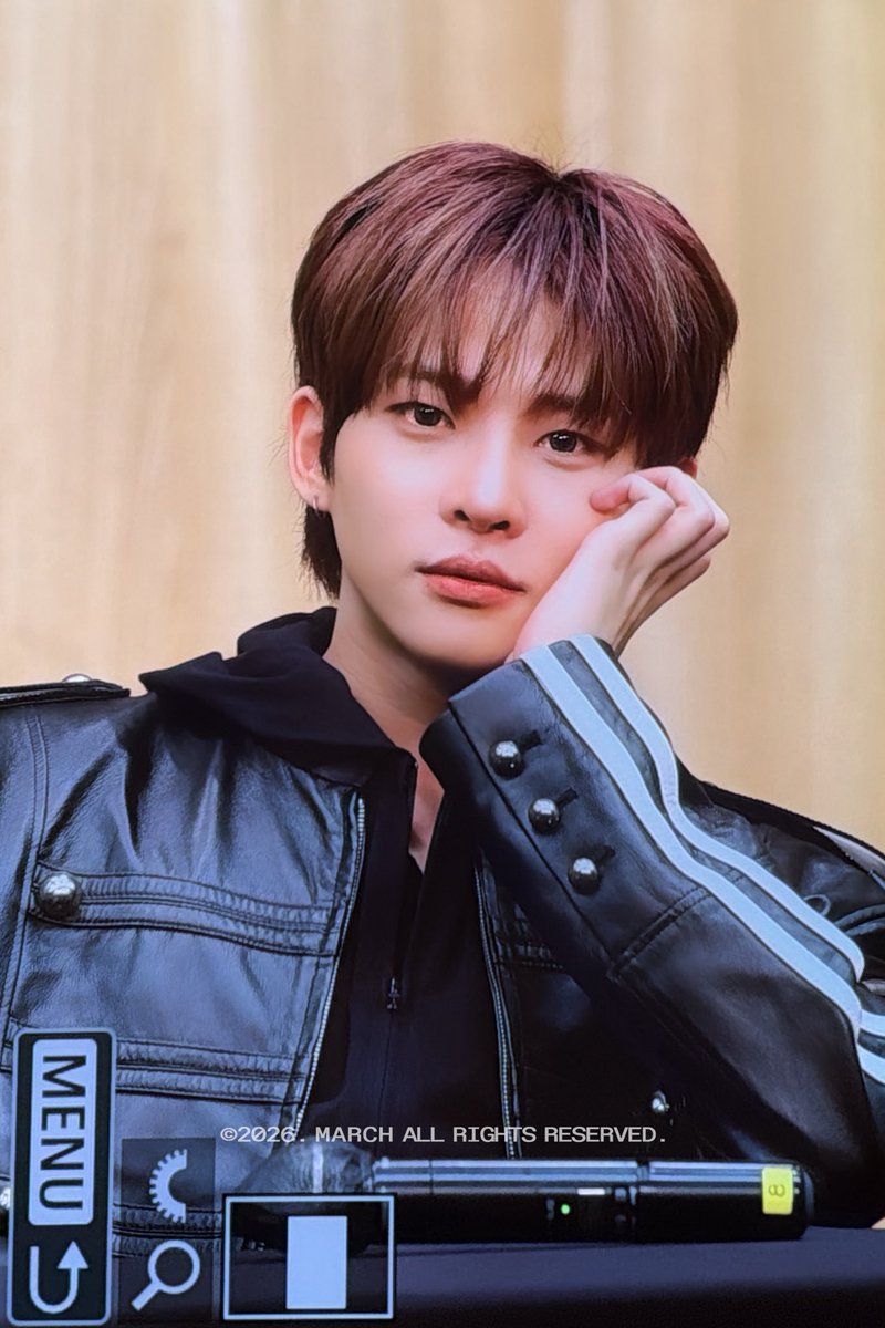 𝐌𝐀𝐑𝐂𝐇 tweet media