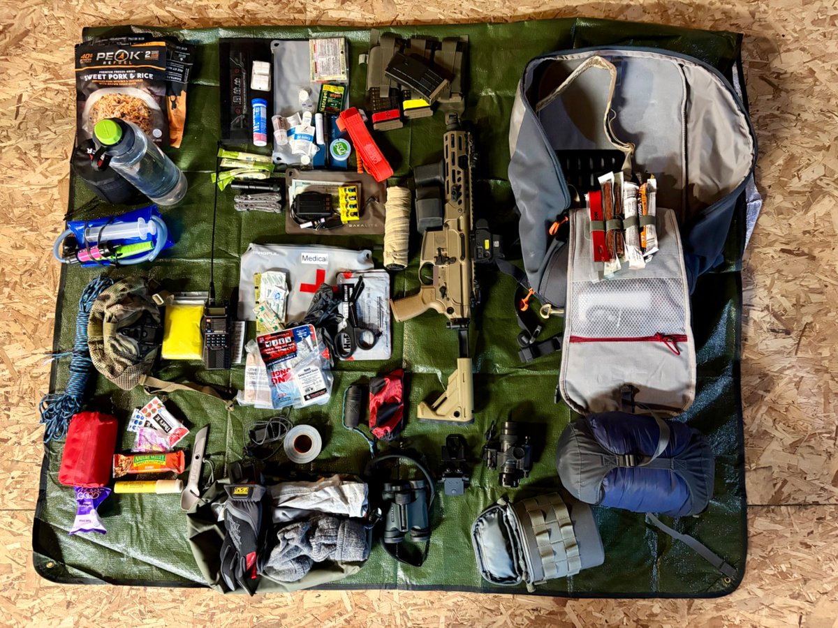 Hank Venture tweet media