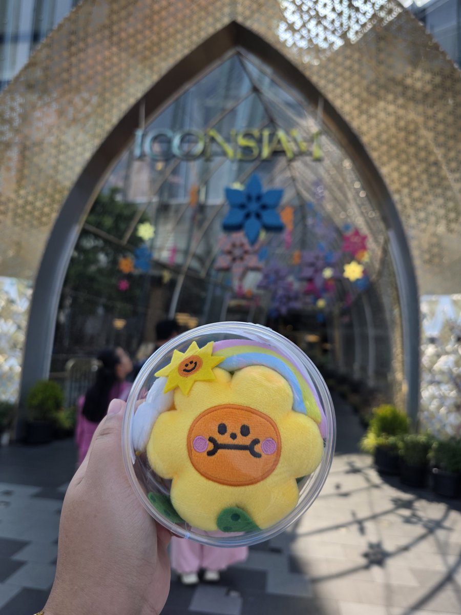 I'm Christmas 🇻🇳 tweet media