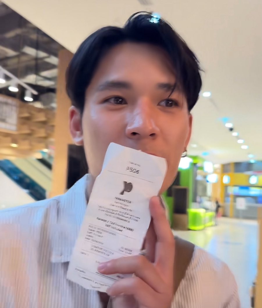 ' rubi𝑒 tweet media