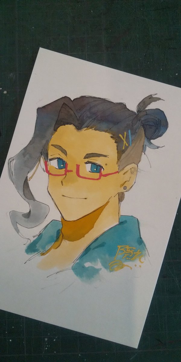 隠れみの tweet media