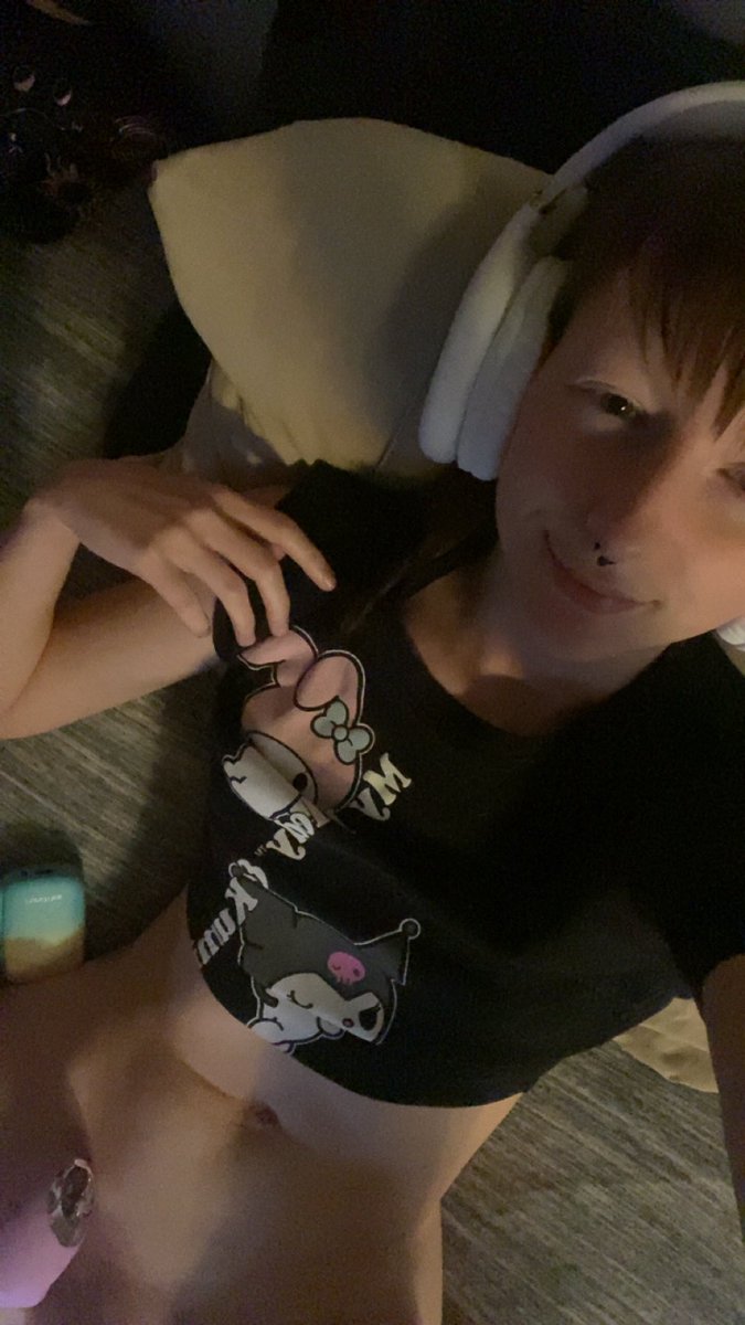Raat_boy's tweet photo. Wanna cum together? Comment ❤️ for a video, link in bio for the gooners <3 https://t.co/Z7C4nd8WOz