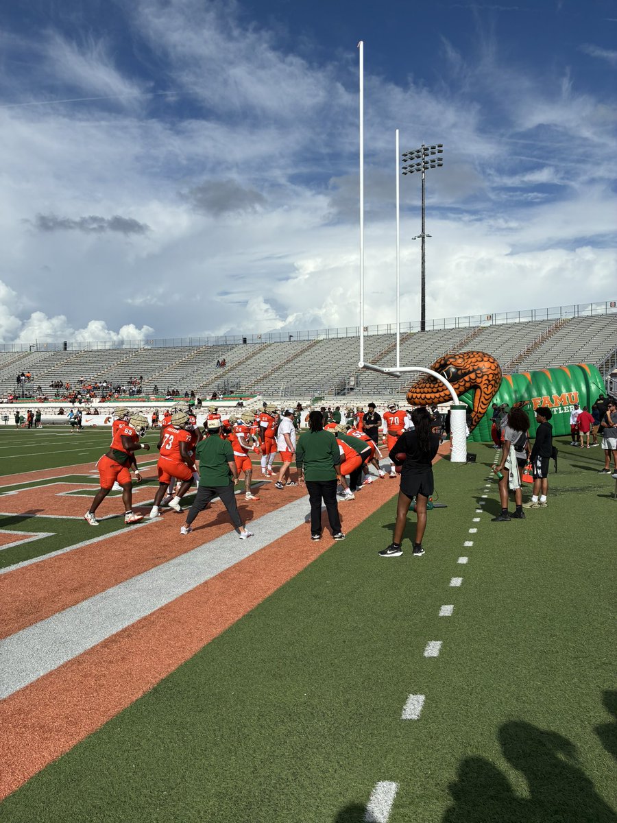 brice_rowan55's tweet photo. Had a great time at the FAMU Junior Day and Spring Game yesterday with my teammates from @WakullaFootball and our coaches @DerekAllenJr_1 and @FitLikeKwan! Can’t wait to come to campus again! #ALLIN 🐍

@FAMUFBRecruit @CoachQGray @sewak_FAM @CoachDeandaOL @BillyRolle3 @CoachLWillliams 

@OTR_OffTheRadar @KWPRecruiting @CoachYe_