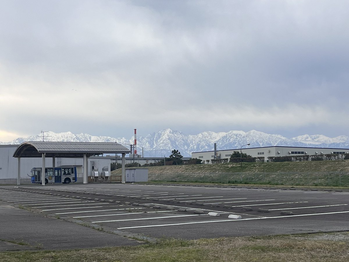 出梁舎 tweet media