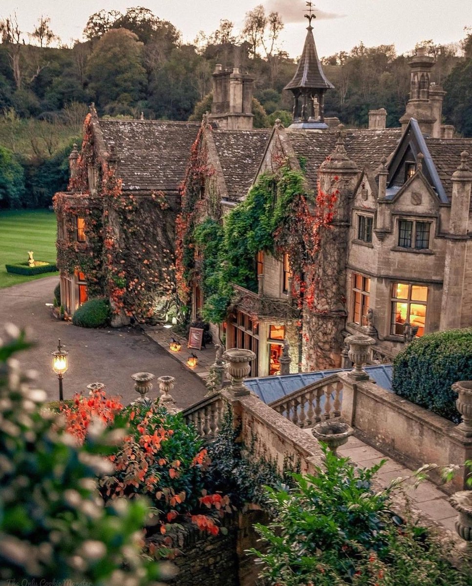 earthviewss1's tweet photo. The Cotswolds, England 🏴󠁧󠁢󠁥󠁮󠁧󠁿 https://t.co/OIOBvTDL6M