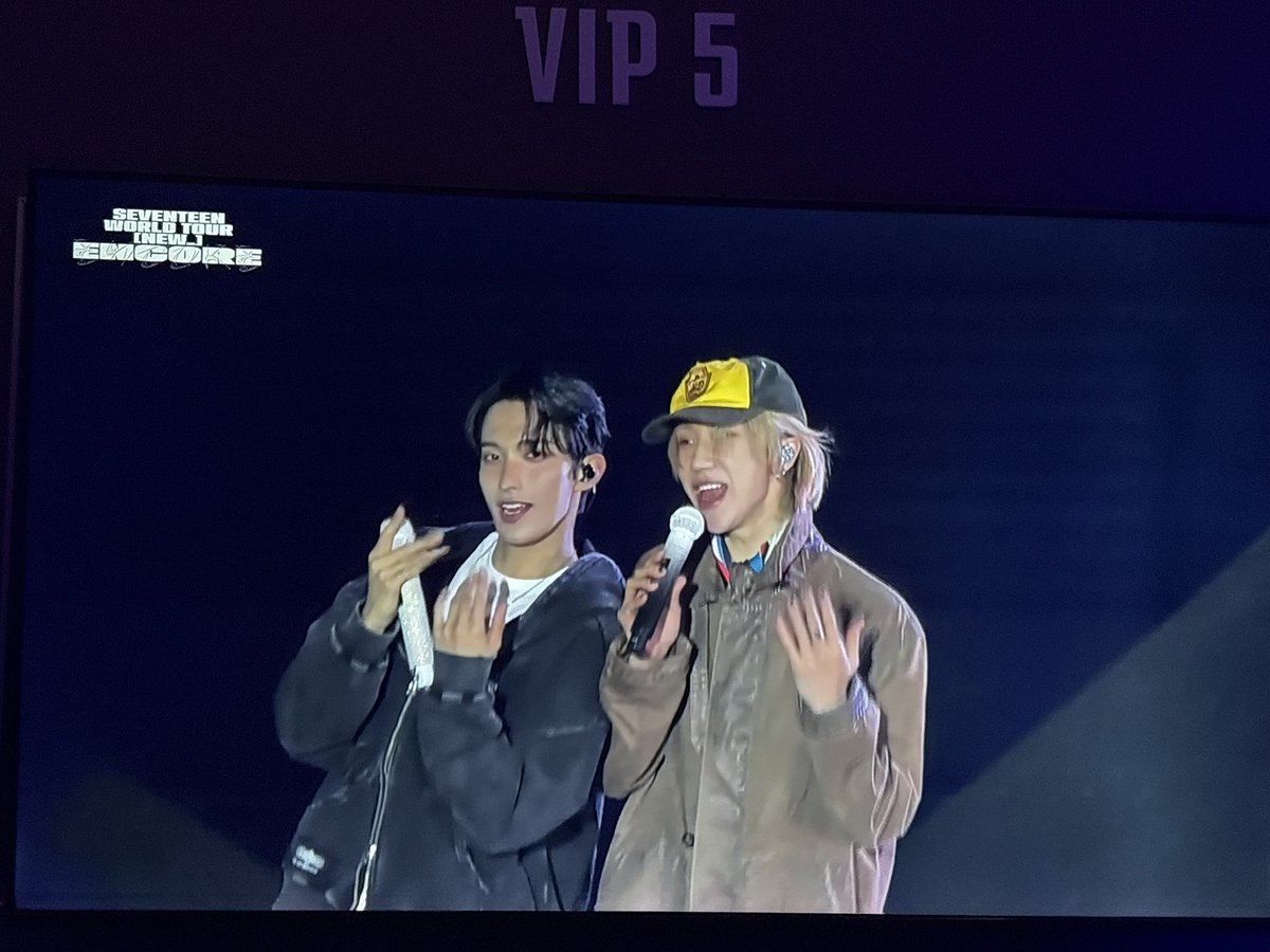 i • v8! 🌠 tweet media