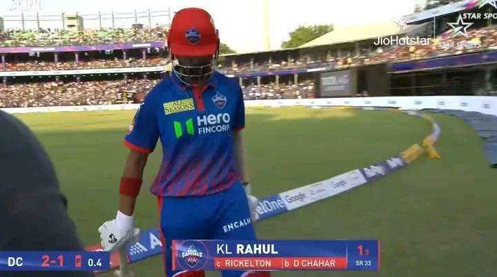 सृष्टि रॉय tweet media