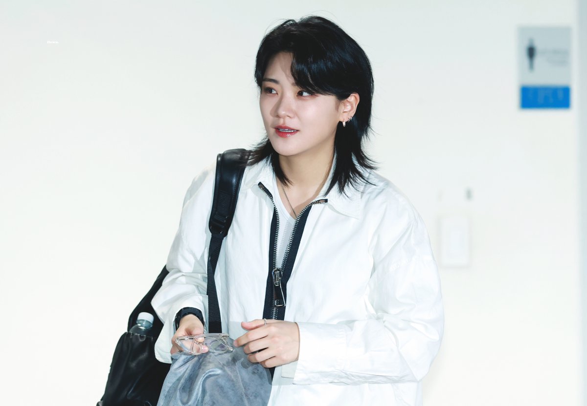 새벽📸 tweet media