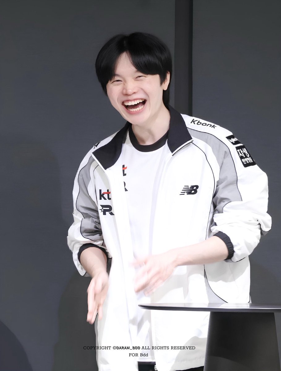 acervolck's tweet photo. BDD após o jogo de ontem contra a GENG ♥️

cr: @daram_bdd https://t.co/sOYtusyEZI