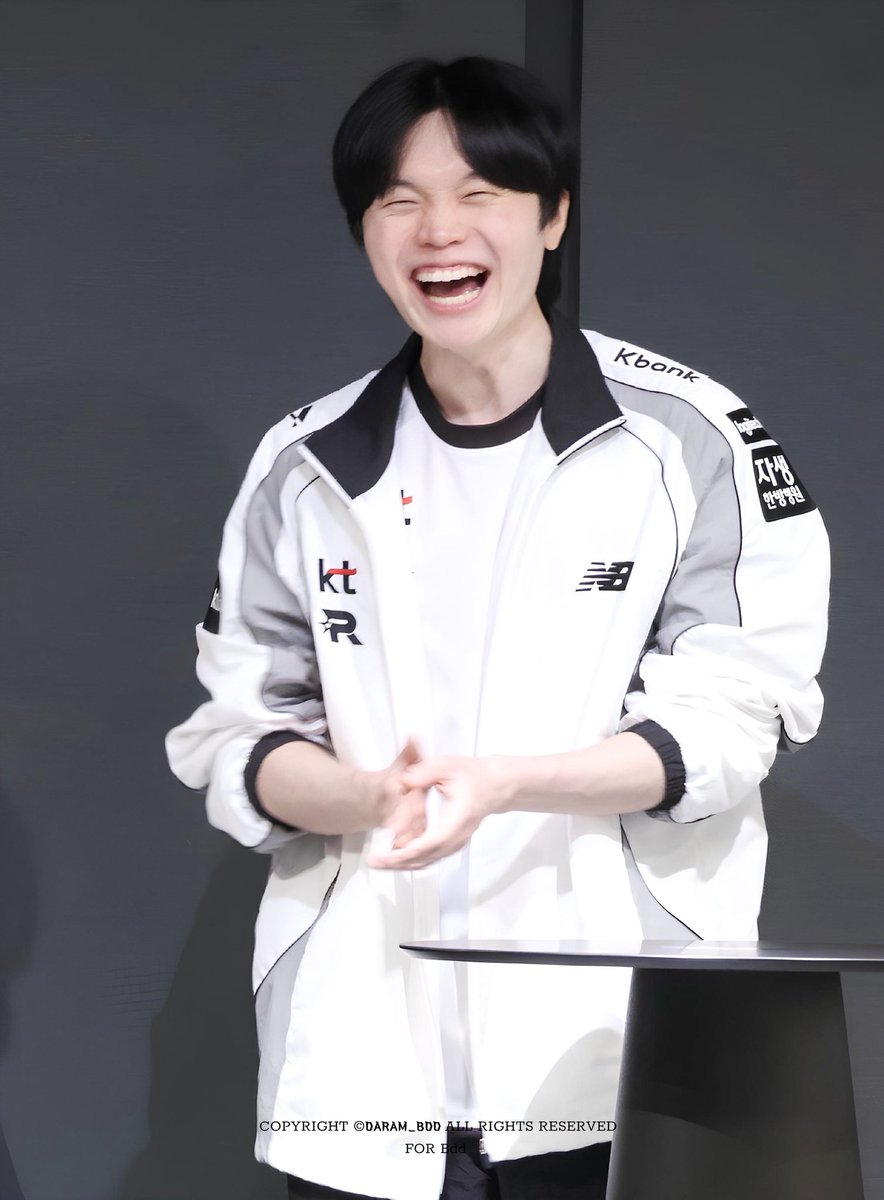 acervolck's tweet photo. BDD após o jogo de ontem contra a GENG ♥️

cr: @daram_bdd https://t.co/sOYtusyEZI