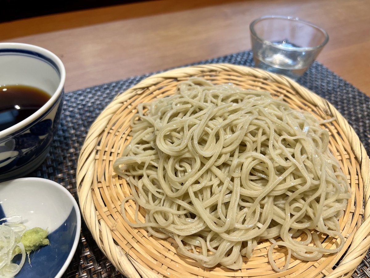 はたはた tweet media