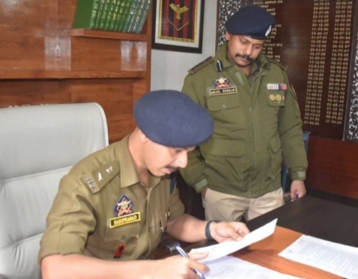 Congratulations to Hariprasad K.K. on assuming charge as SSP Budgam. Wishing him a successful tenure with dedication, integrity, and commitment towards public service and safety.
<a href="/manojsinha_/">Manoj Sinha</a>
<a href="/DC_Budgam/">Deputy Commissioner Budgam</a> 
<a href="/dicbudgam/">Information & PR, Budgam</a> 
<a href="/BudgamPolice/">BUDGAM POLICE</a> 
<a href="/ashrifshaheen/">ASHRIF LISSERY</a>
<a href="/adgpi/">ADG PI - INDIAN ARMY</a>