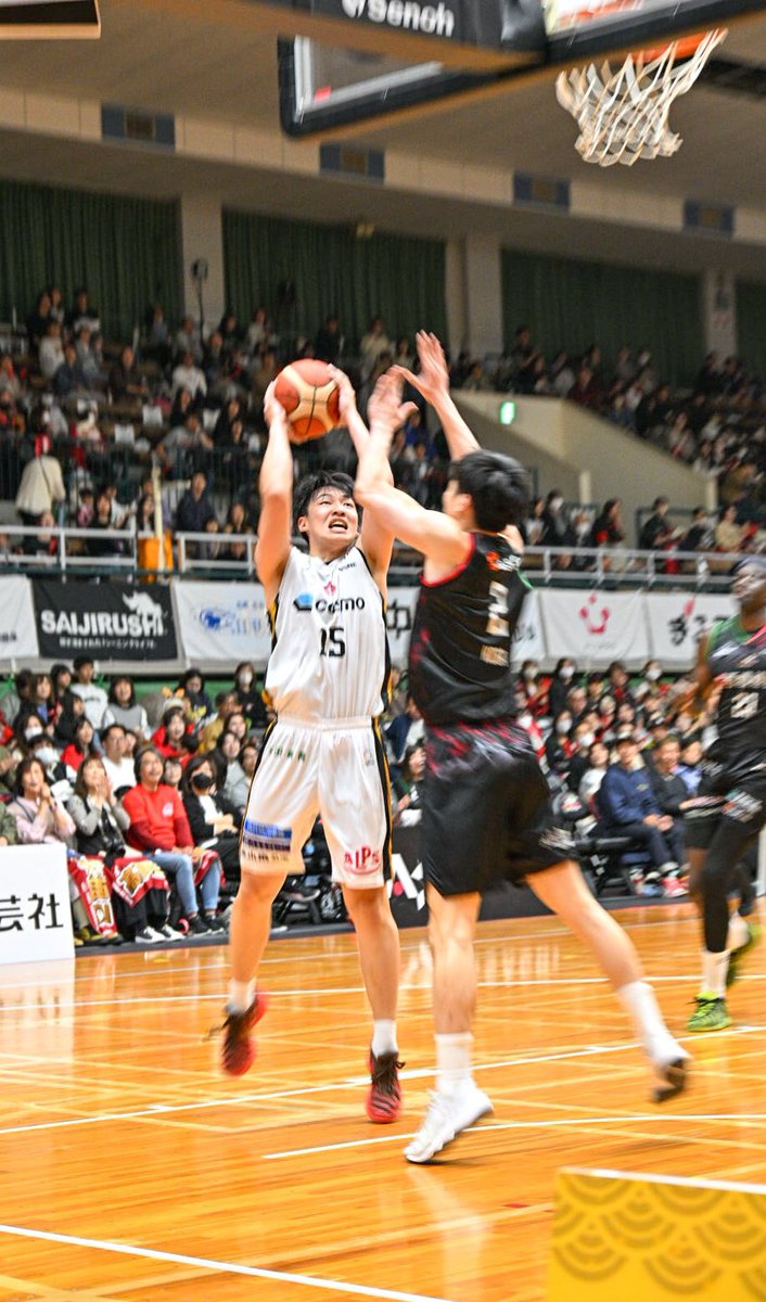 あきま tweet media