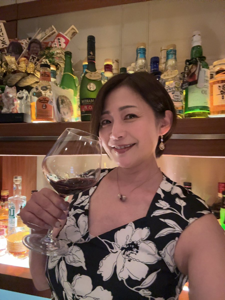 友田真希 tweet media