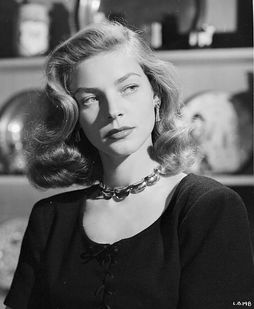 Dear_Grateful1's tweet photo. Lauren Bacall —-

John Engstead, 1944 https://t.co/vOHA7DpL3B