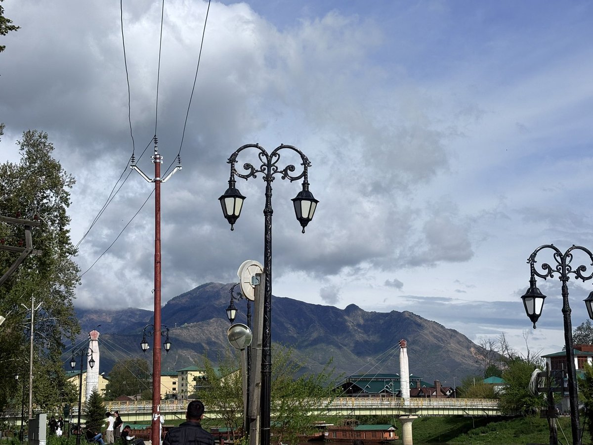 alookeparathewithketchup tweet media