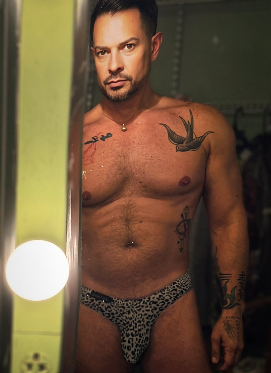 Derek Díaz tweet media