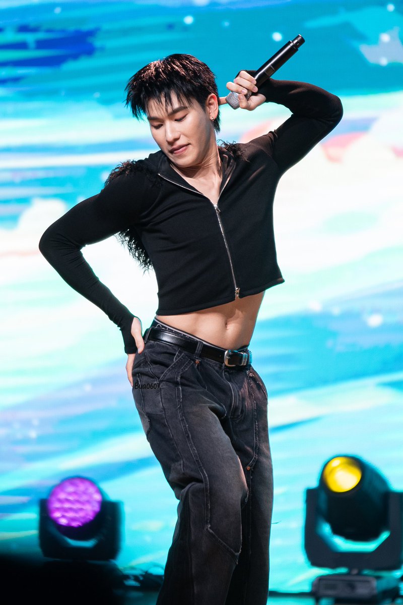 B U A M A R U tweet media