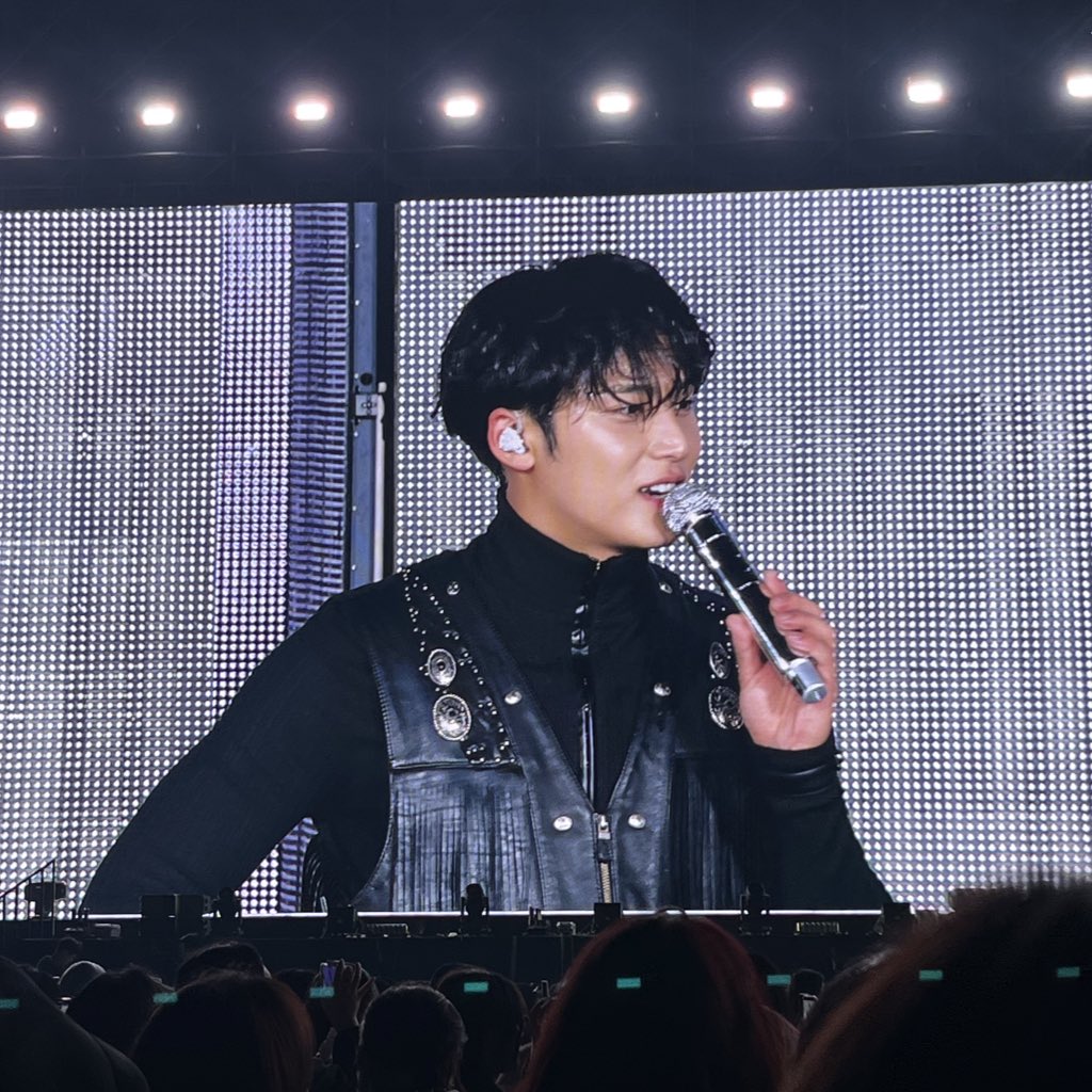 김먕규 tweet media