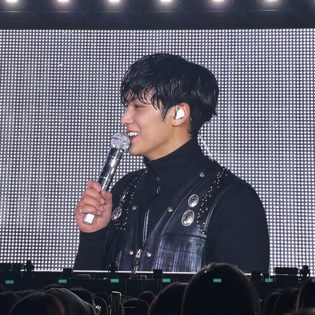 김먕규 tweet media