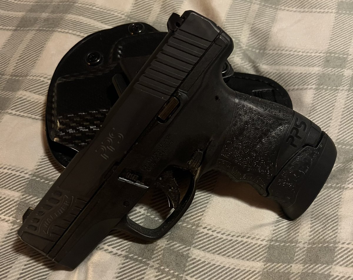 IronWalt357's tweet photo. Time to go shopping with my Walther PPS 9mm @WaltherFirearms https://t.co/eza3pMMp5Z