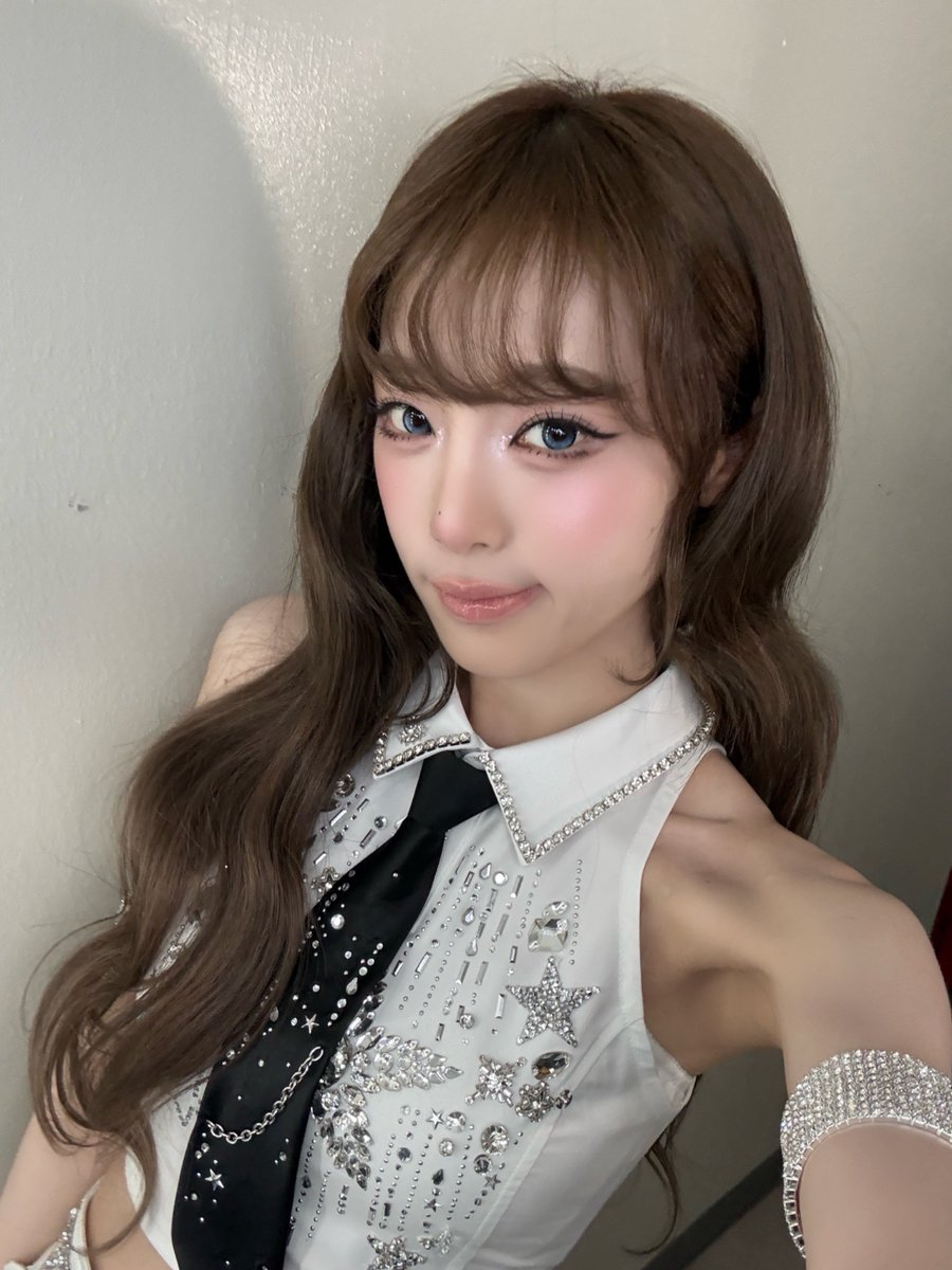 최예나 tweet media