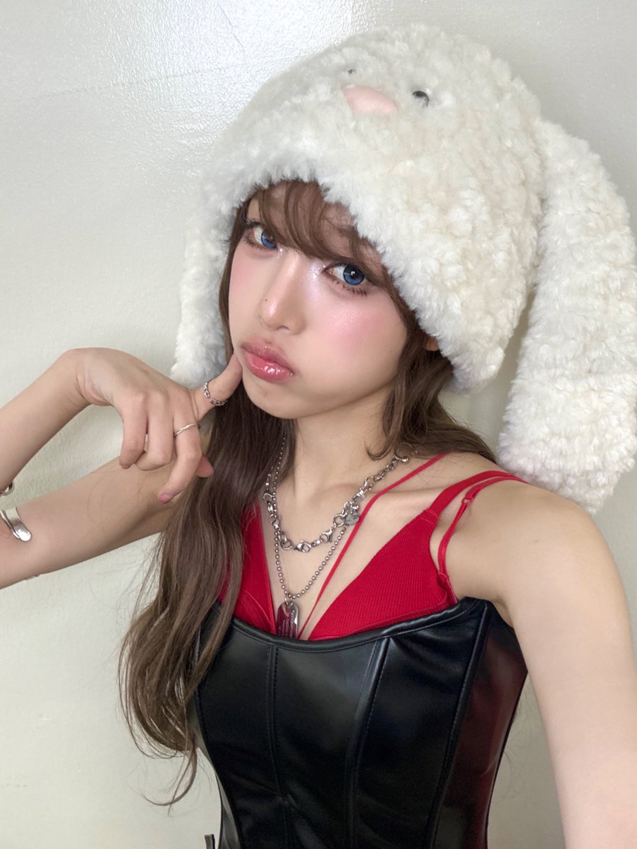 최예나 tweet media