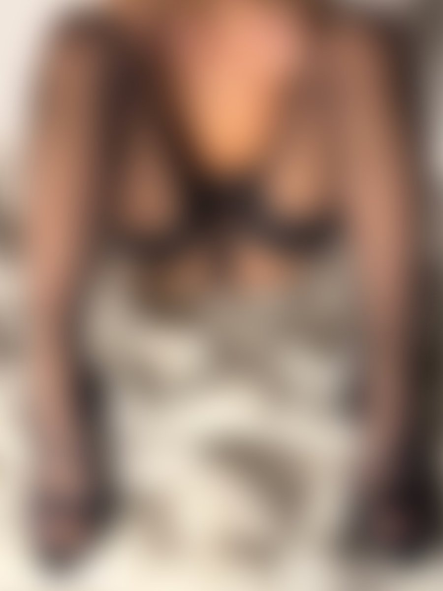 M i s s B l o o m 🇬🇧 tweet media