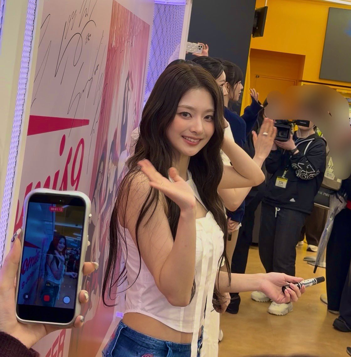 무츠키🐍 tweet media