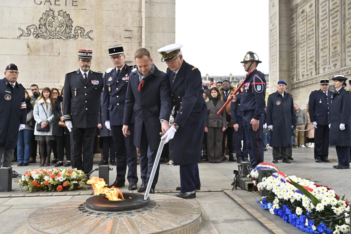 Sécurité Civile tweet media