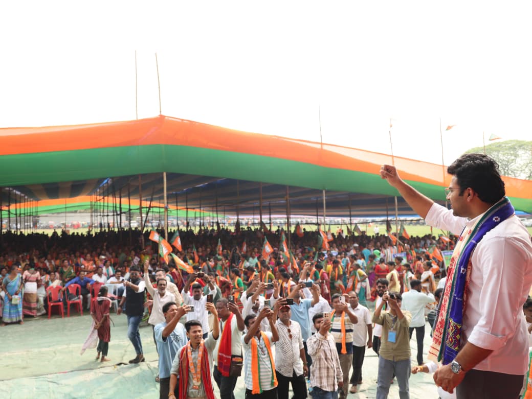 Tejasvi Surya tweet media