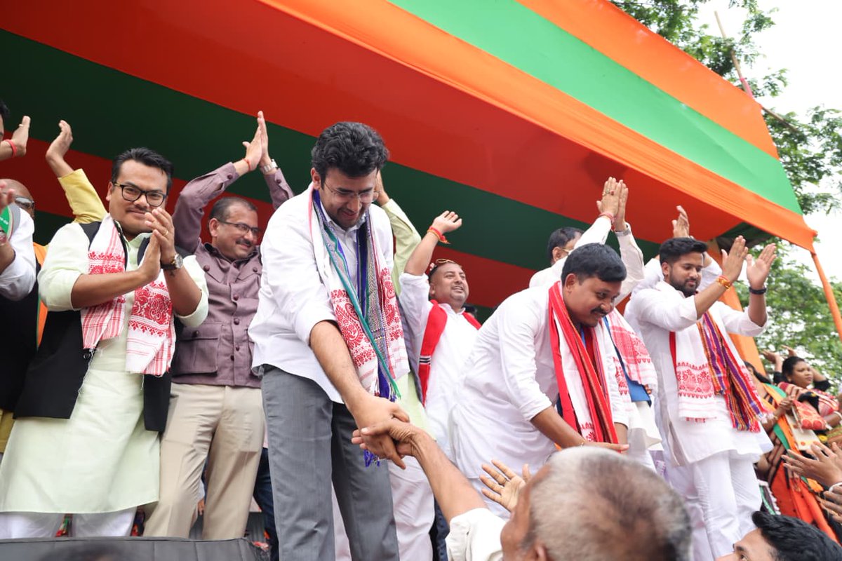 Tejasvi Surya tweet media