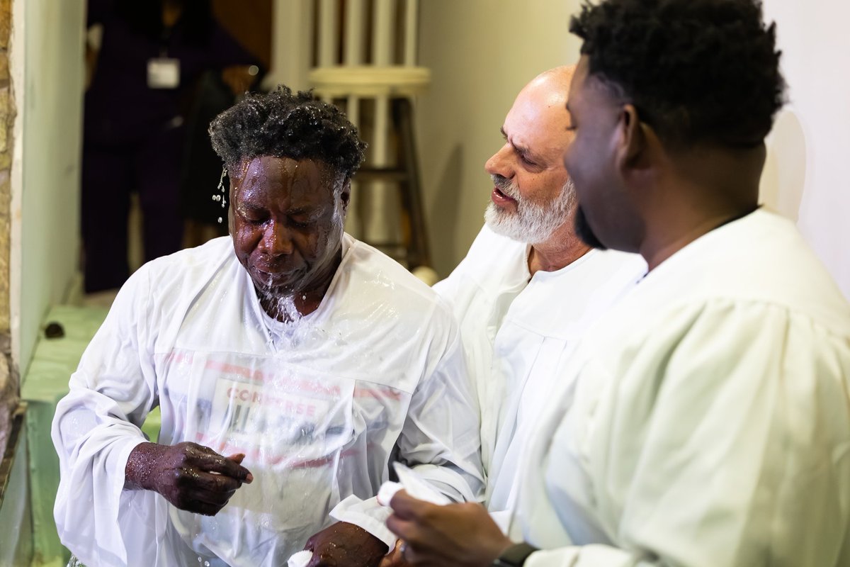 Roger Hernandez tweet media