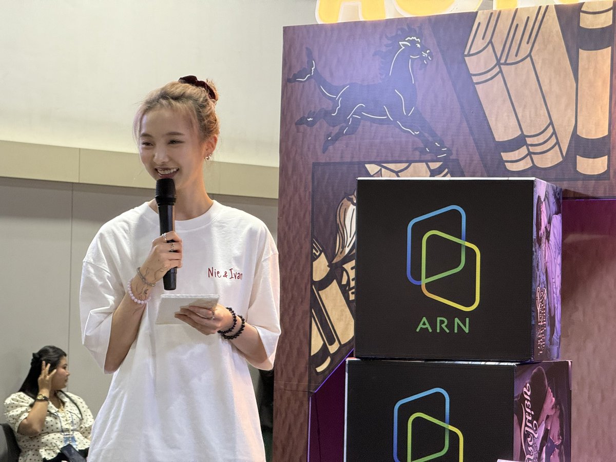 ARN Application - อ่าน tweet media