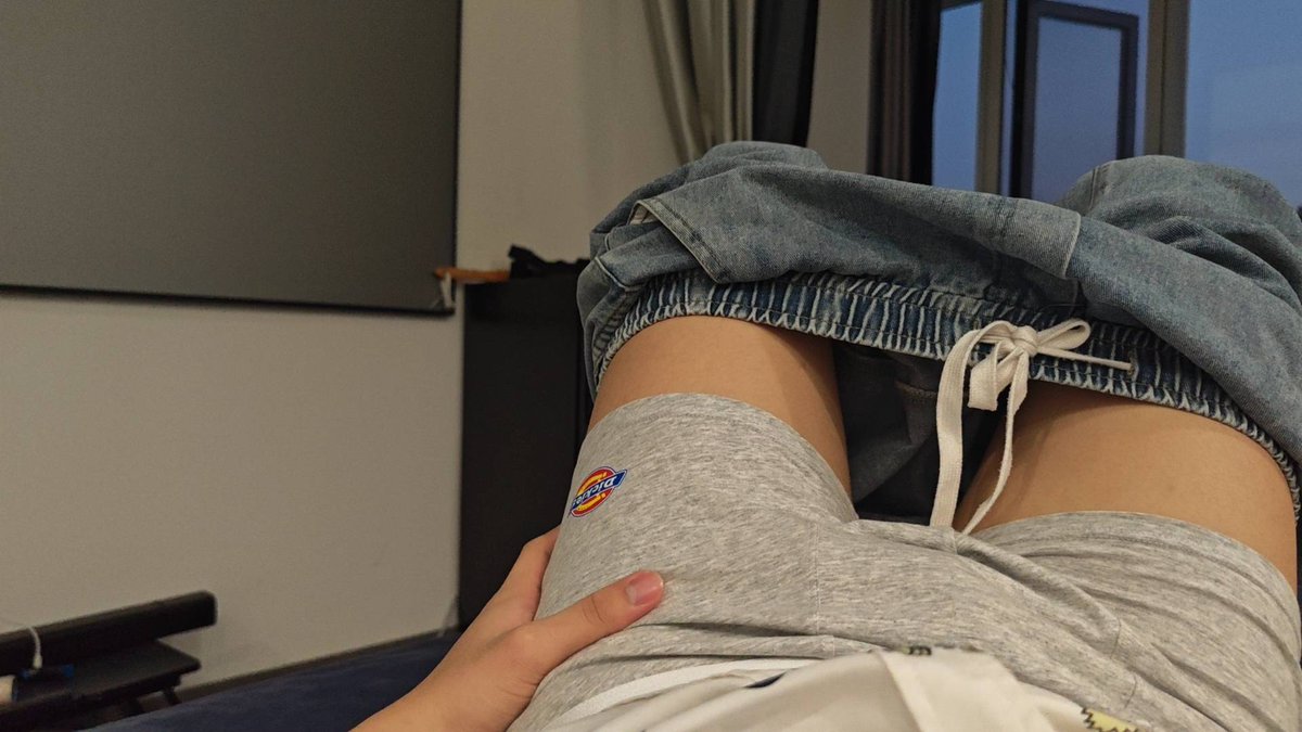 莫子睡不醒丶 tweet media