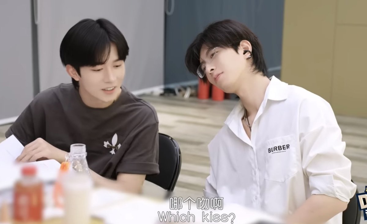 เป็ดเหลืองพเนจร tweet media