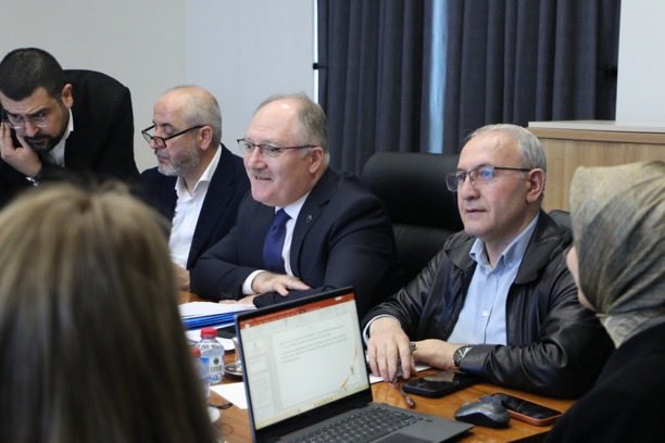 HALİL ÖZYOLCU tweet media