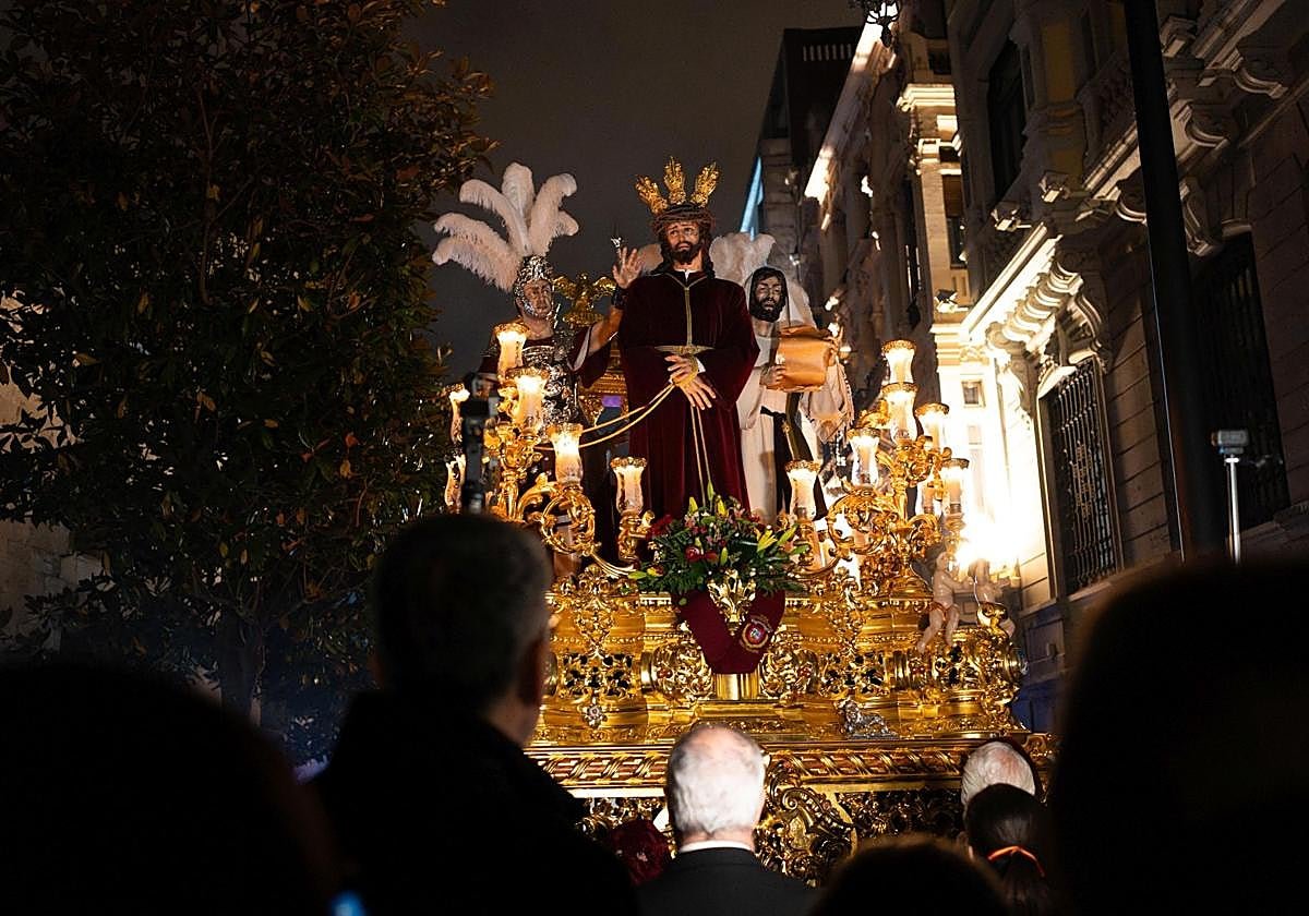 Fdesouche.com est une revue de presse tweet media