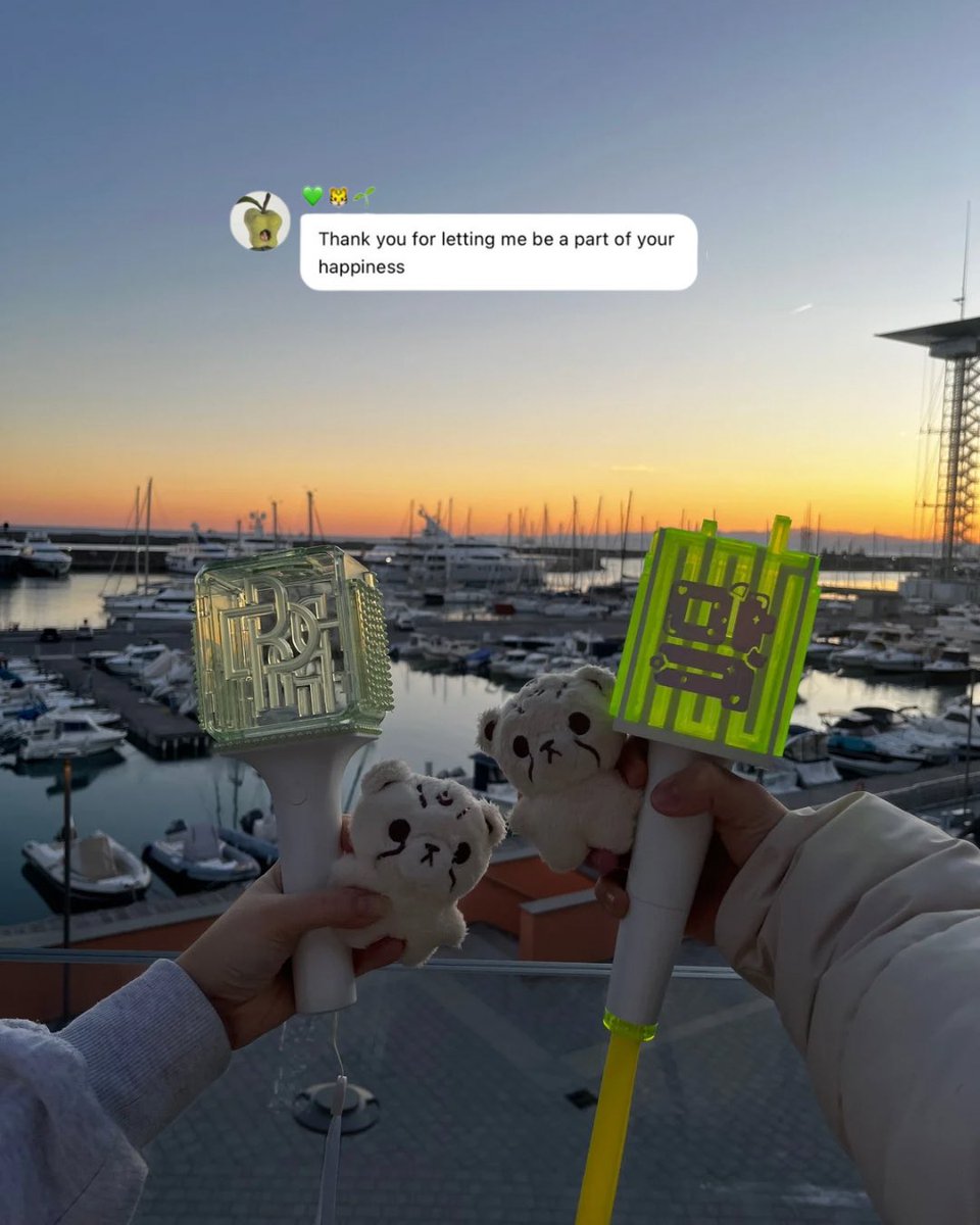 𖣂 my youth, filled with mark - tiny tweet media