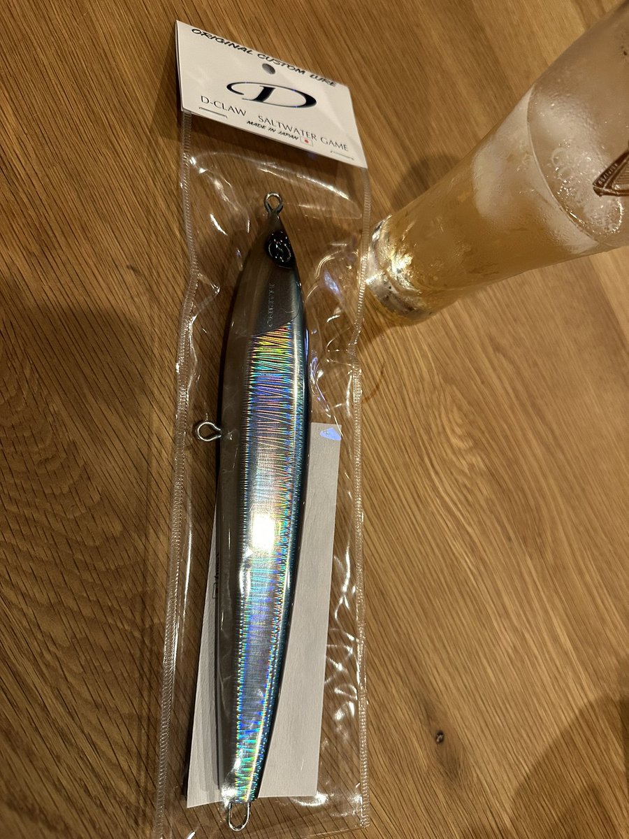 afro1173surf's tweet photo. 貴重なルアーを堪能しながら飲んでいると酒がすすむ笑 https://t.co/U4BH0oq3Gl