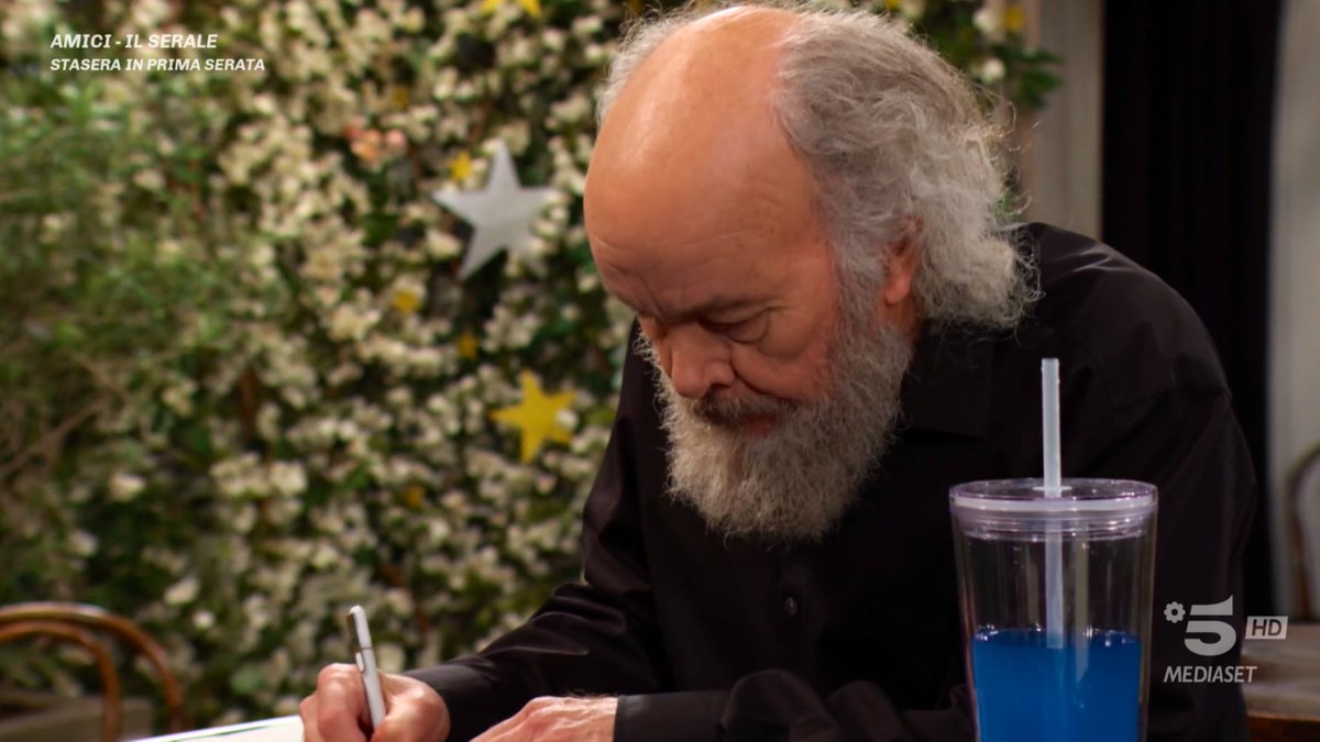 Ceci n’est pas une merde tweet media