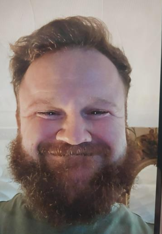 Help Us Find | Ashley Fennell, 37, missing from #Pontypridd, #RhonddaCynonTaff.

Ashley was last seen at 11:20am yesterday (Friday April 3). He may be in blue BMW YJ64 XYG.

If you have seen Ashley, or have any info, please contact us quoting 2600102069 .